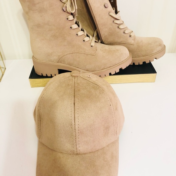 NWT ladies Boots WTH Hat - Picture 7 of 10